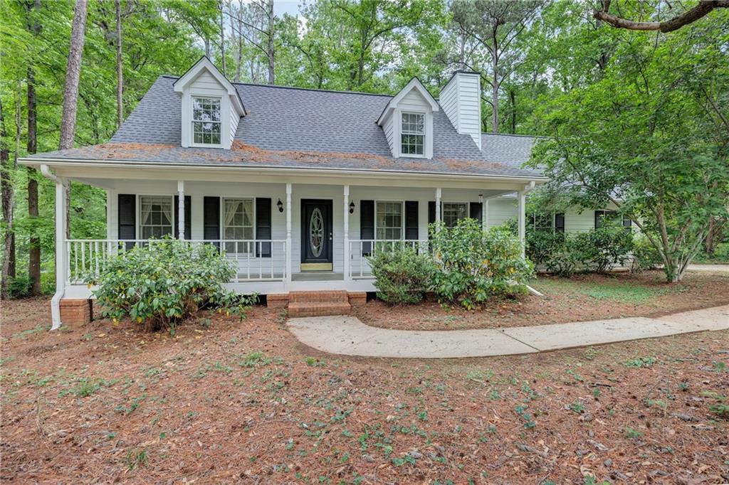 368 Bridgewood Dr., Conyers, GA 30094
