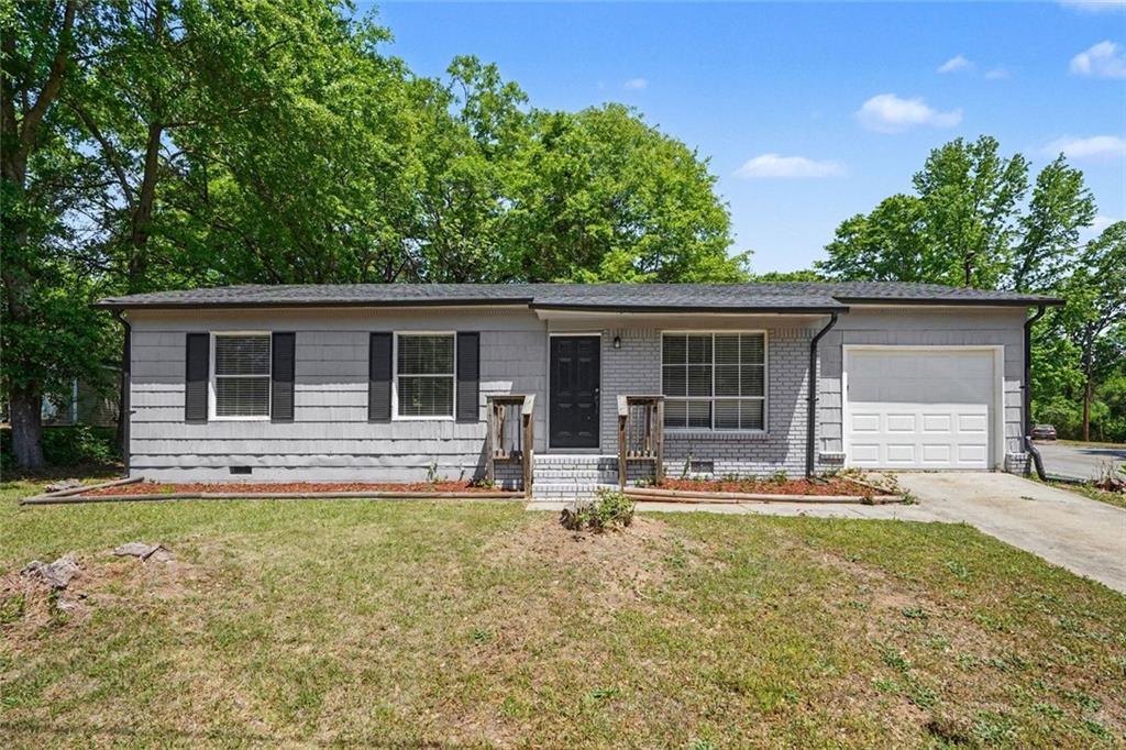 4 Midland Park Ln., Newnan, GA 30263