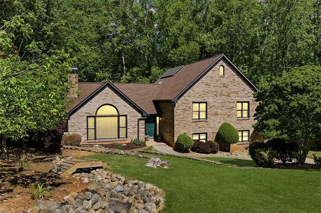 1156 Meadow Oaks Dr., Acworth, GA 30102