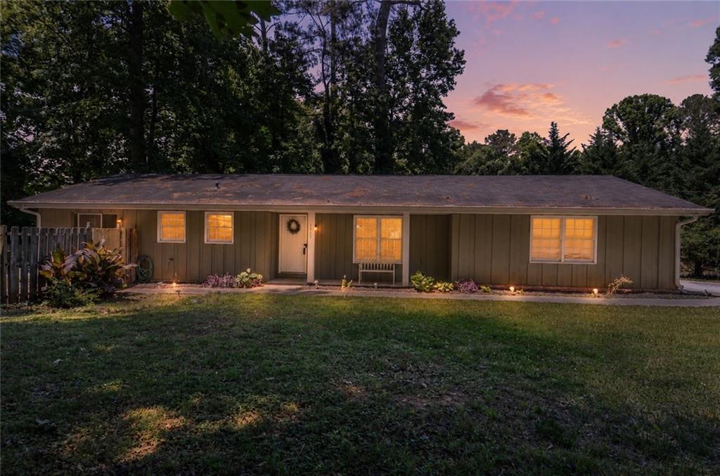 1117 Mandalay Ct., Lilburn, GA 30047