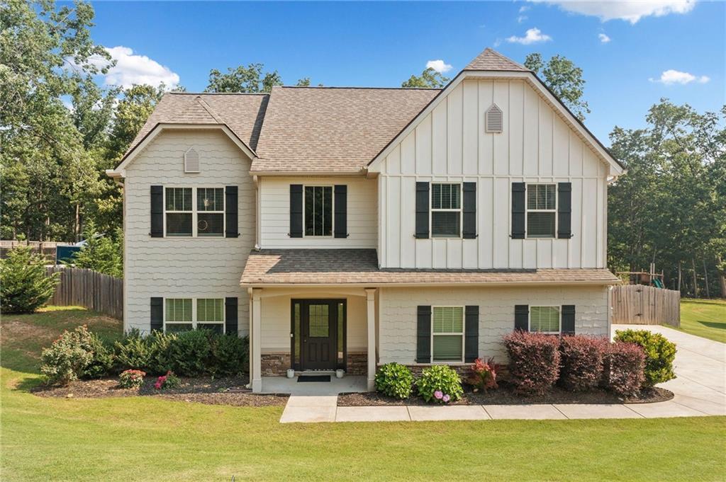 13 Four Feathers Ln., Rydal, GA 30171