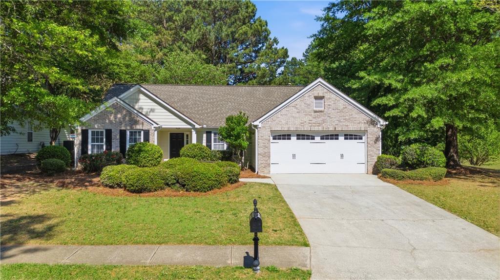 414 Silverthorn Dr., Marietta, GA 30064