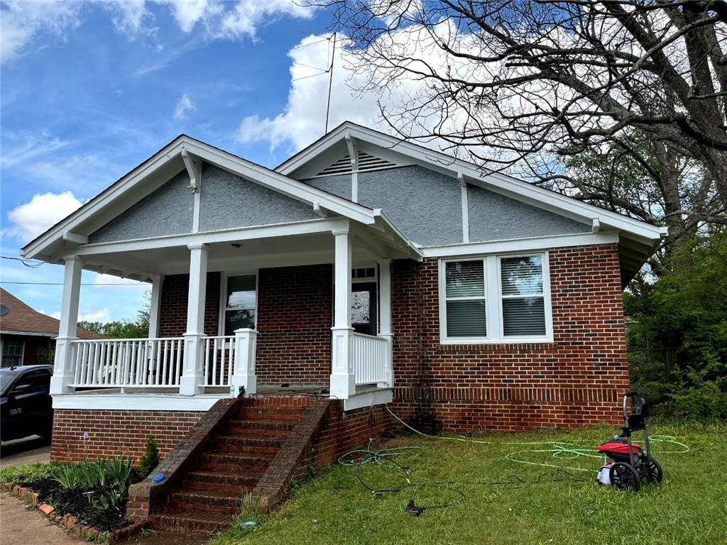 3 J Ave., Gainesville, GA 30504