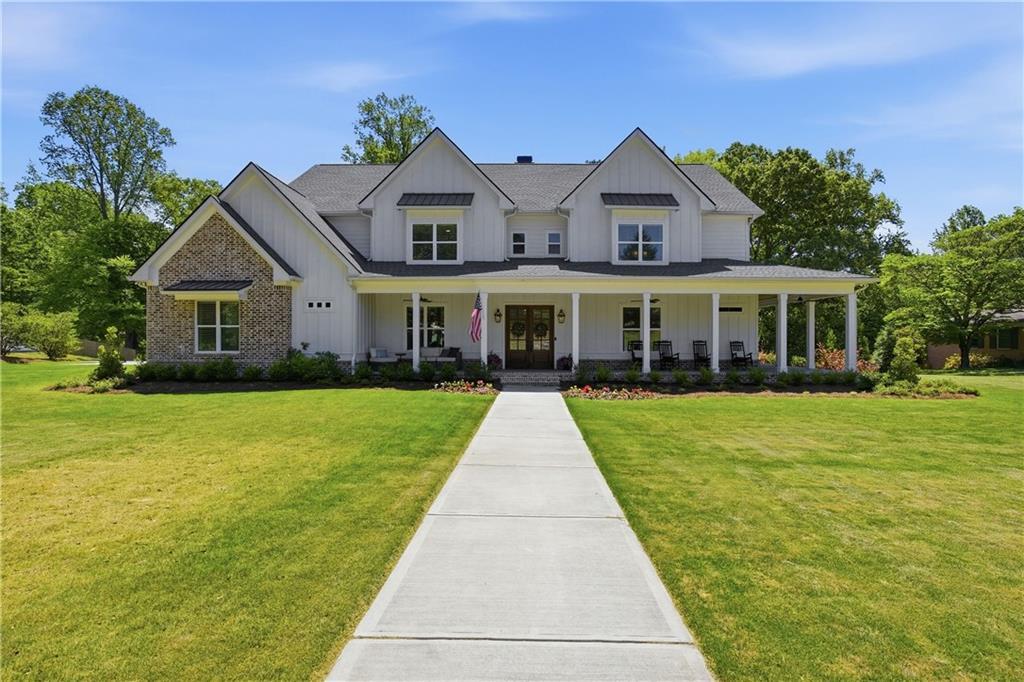 985 Whitehead Rd., Sugar Hill, GA 30518