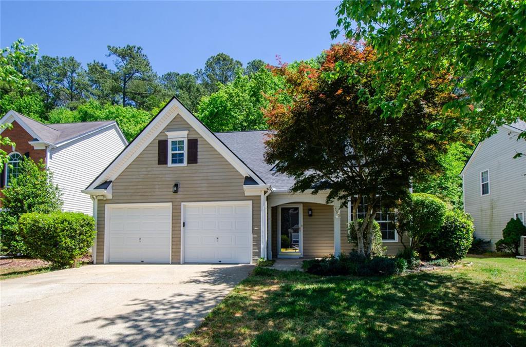 185 Weatherstone Dr., Woodstock, GA 30188
