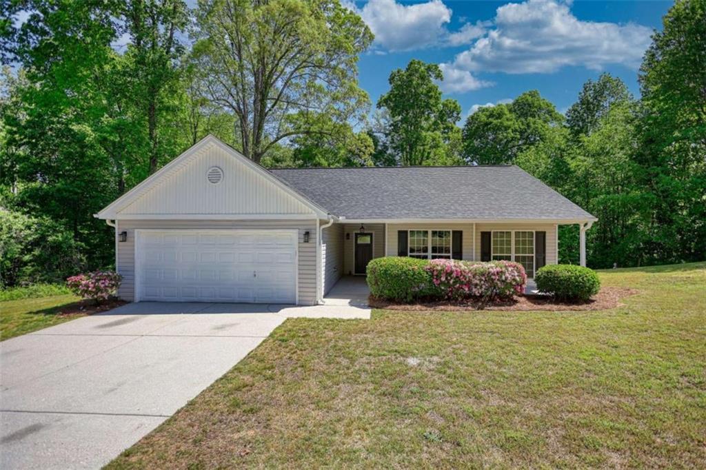 854 Hawk Creek Trail, Winder, GA 30680