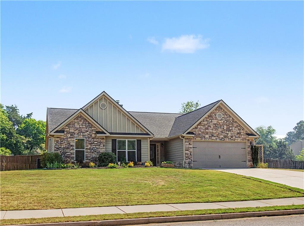 637 High Meadow Dr., Jefferson, GA 30549