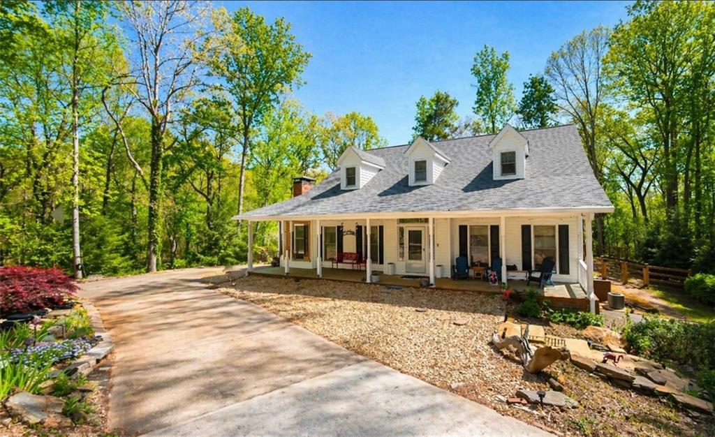 5735 E Ridge Dr., Douglasville, GA 30135