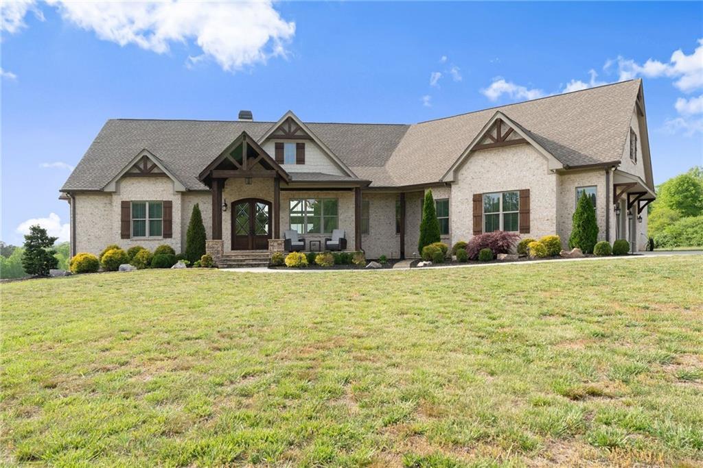 5760 Kanady Rd., Murrayville, GA 30564