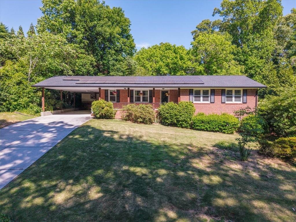 1497 Holly Ln., Atlanta, GA 30329