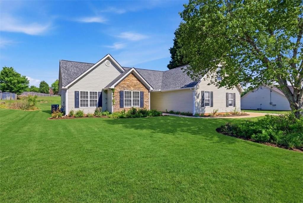 145 Mills Landing, Covington, GA 30016