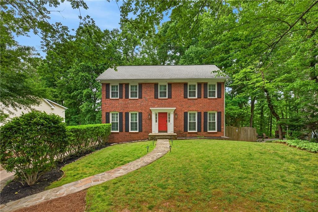 8571 Birch Hollow Dr., Roswell, GA 30076