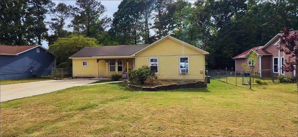 10391 Wrens Dr., Jonesboro, GA 30238