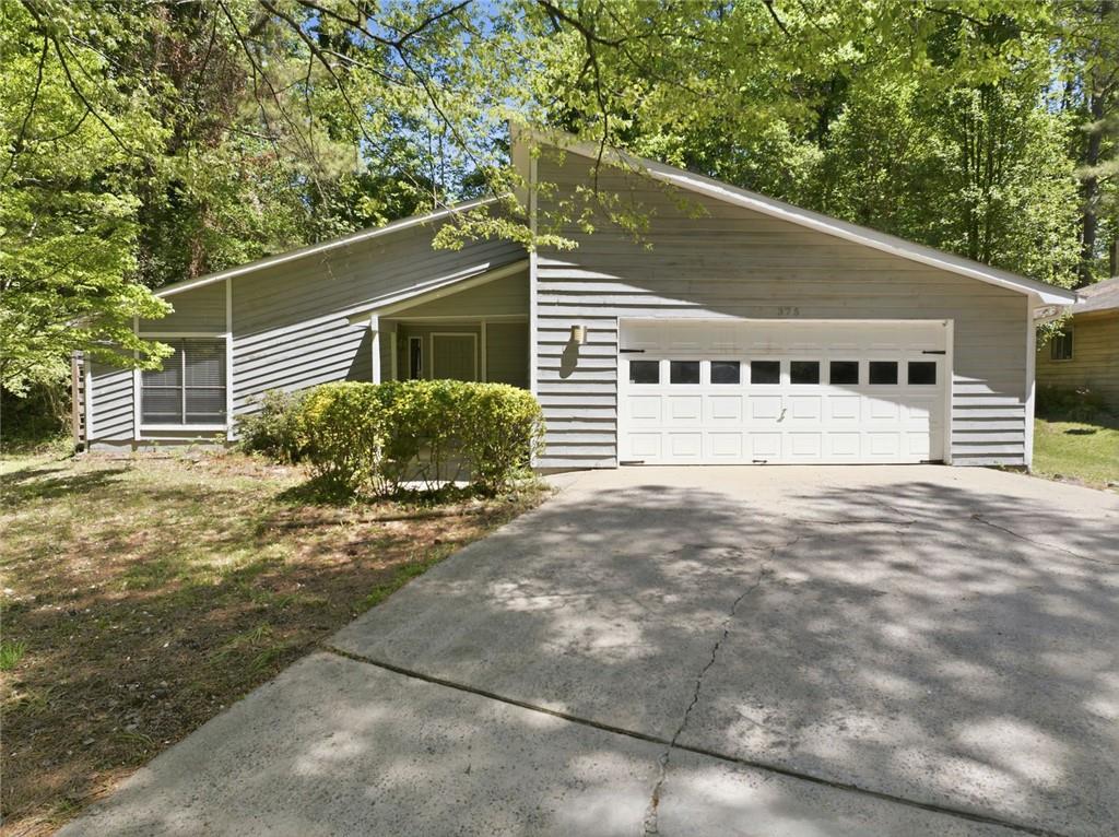 375 Creekside Ct., Roswell, GA 30076
