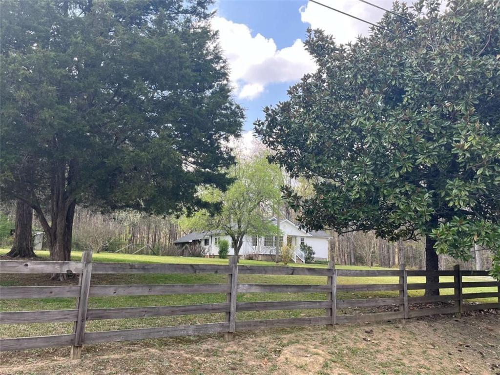 1725 NE Floyd Springs Rd., Armuchee, GA 30105