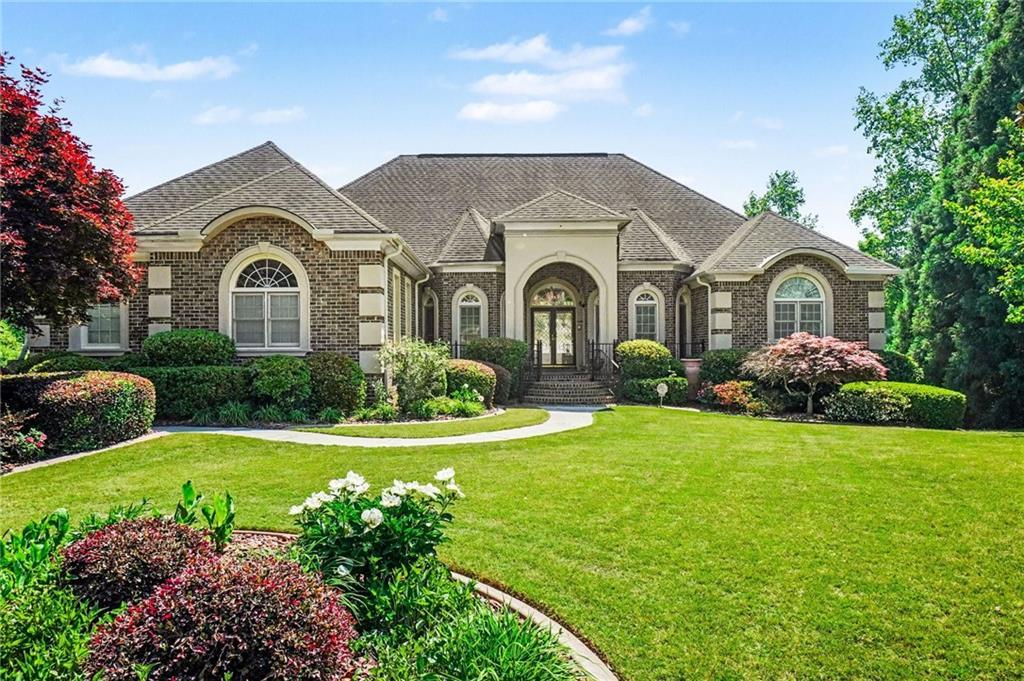 5035 Guilford Forest Dr., Atlanta, GA 30331