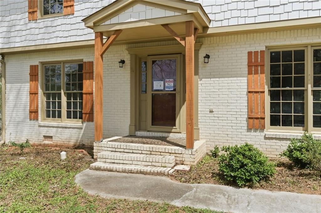 532 Valley Woods Cir., Conyers, GA 30094