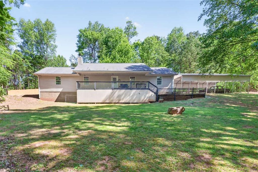386 Ridgewood Dr., Pendergrass, GA 30567