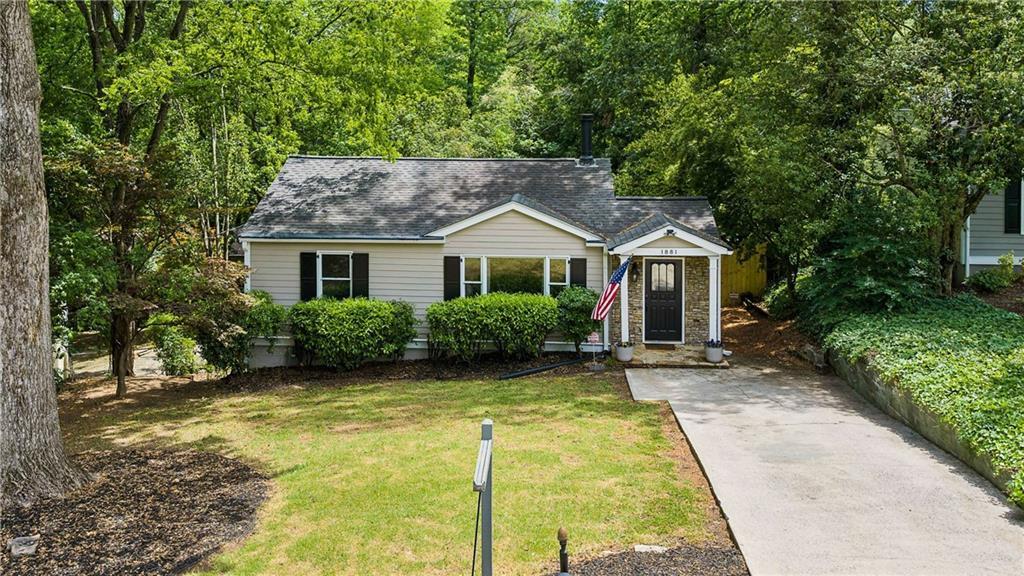 1881 Woodland Hills Ave., Atlanta, GA 30318