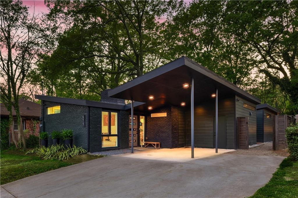 671 Clover St., Atlanta, GA 30310