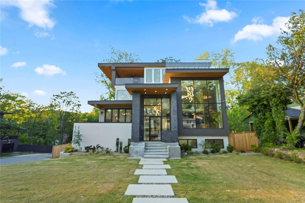 1625 Emerald Ave., Atlanta, GA 30310