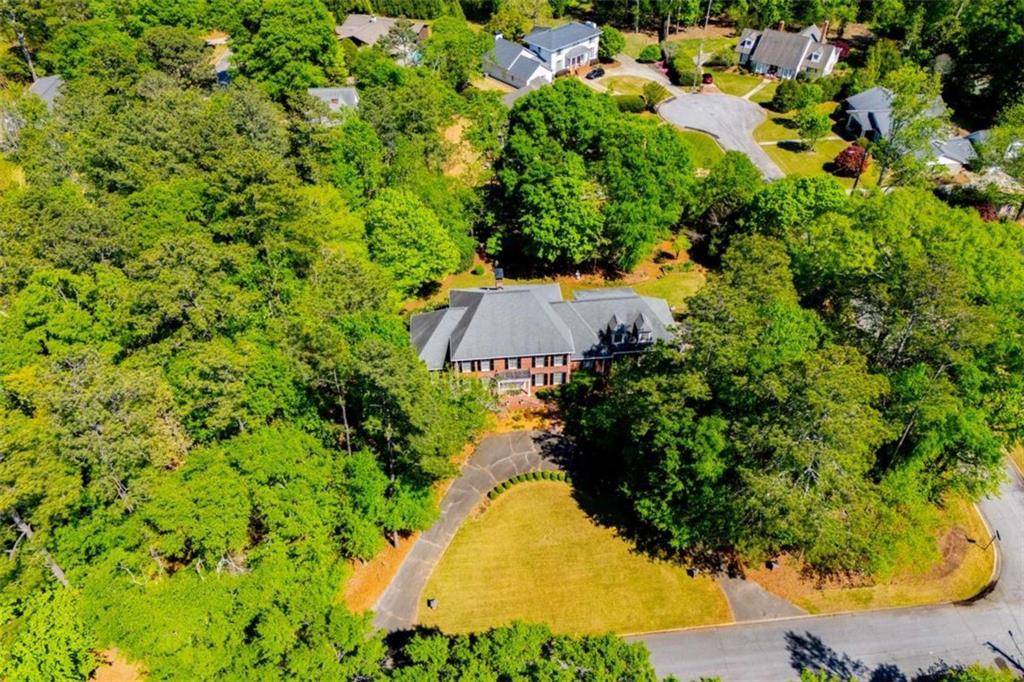 203 S Ole Hickory Tr., Carrollton, GA 30117