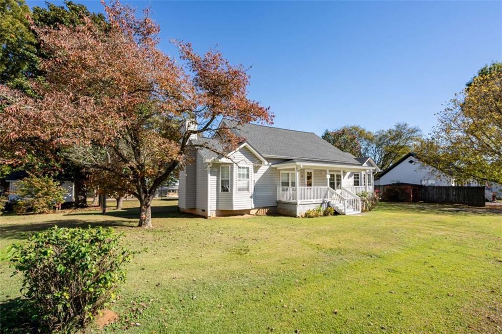 11 Magnolia St., Aragon, GA 30104