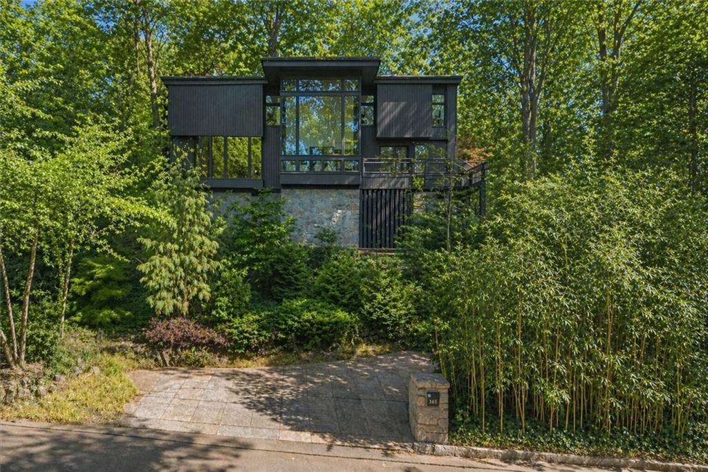 365 Brentwood Ter., Atlanta, GA 30305