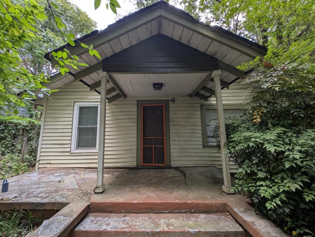 652 Hobart Ave., Atlanta, GA 30312