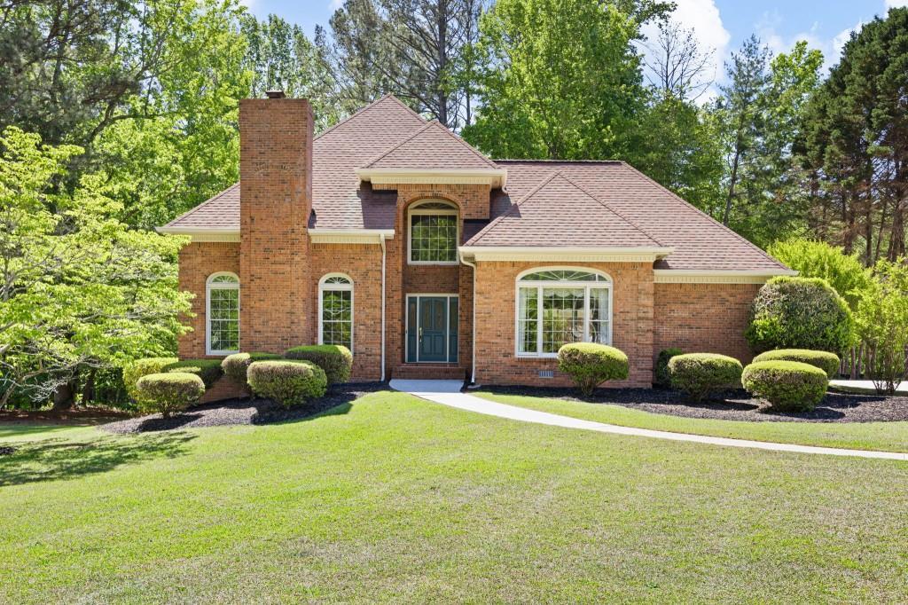 280 Camelot Dr., Fayetteville, GA 30214