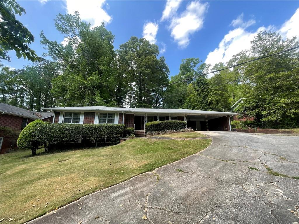 2779 Cascade Rd., Atlanta, GA 30311
