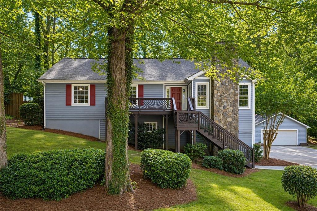 4520 Forest Green Dr., Sugar Hill, GA 30518