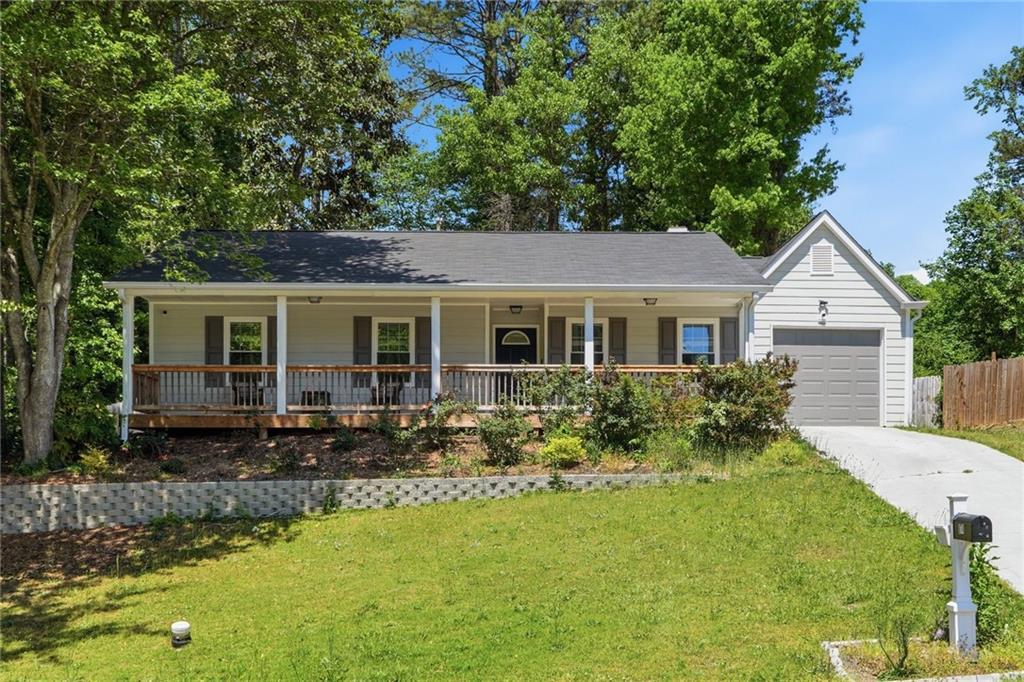 874 Fox Valley Dr., Stone Mountain, GA 30088