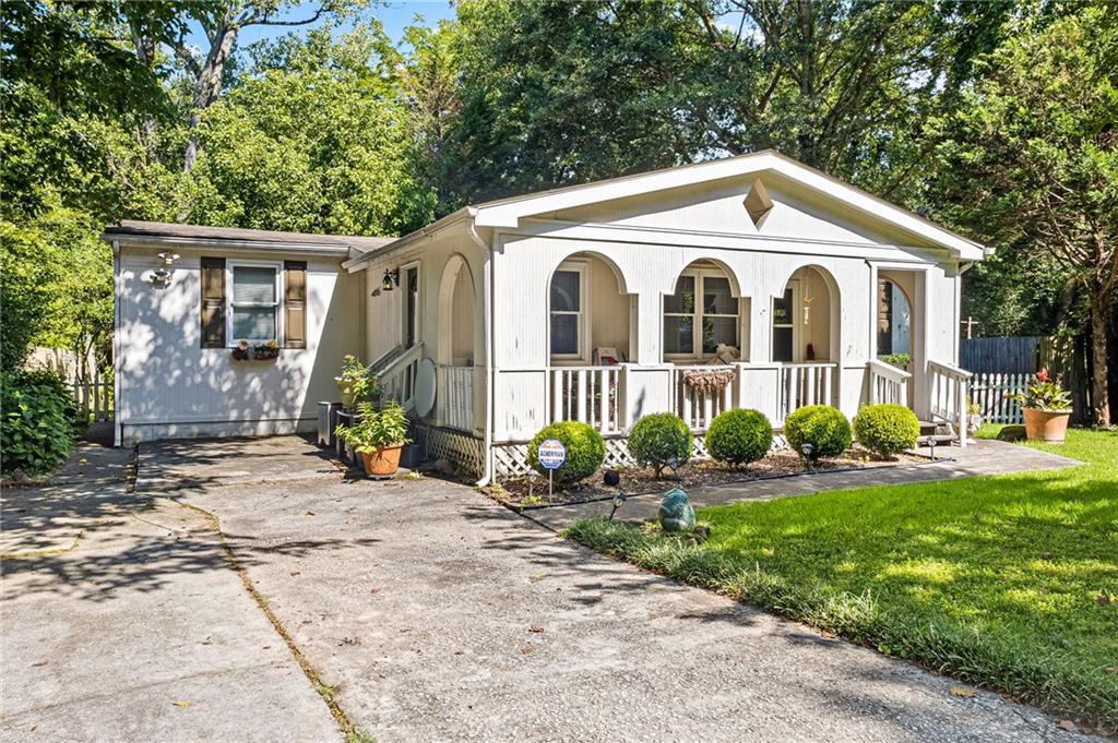 2738 S Bamby Ln., Brookhaven, GA 30319