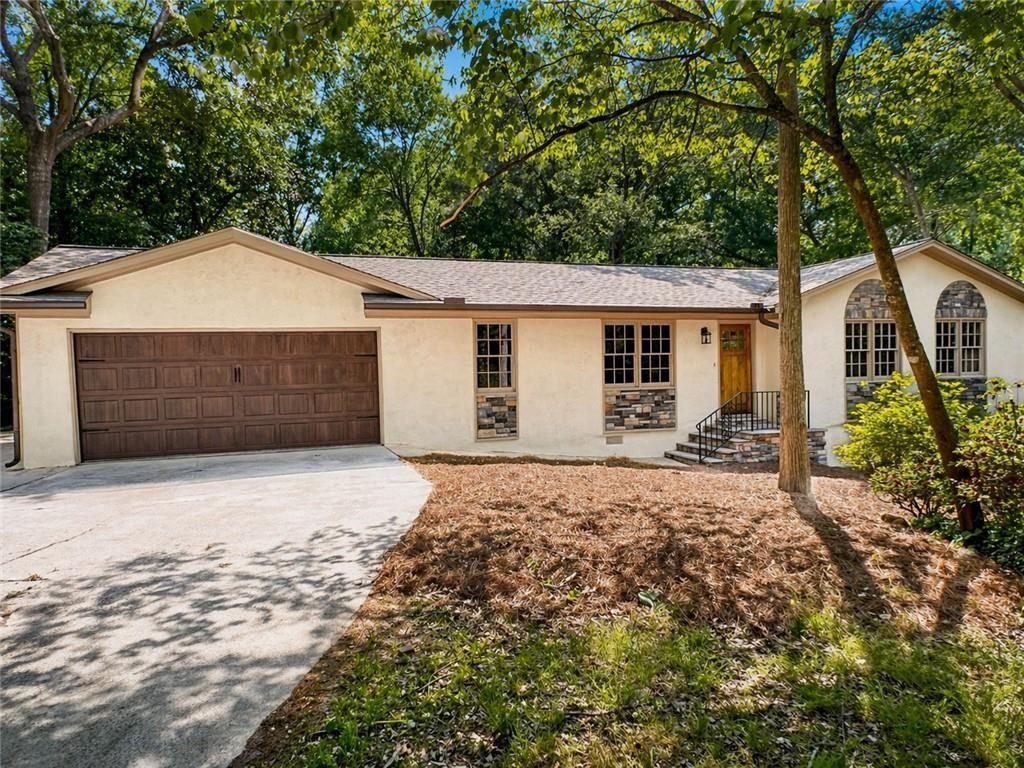 2304 Rolling Acres Ct., Conyers, GA 30094