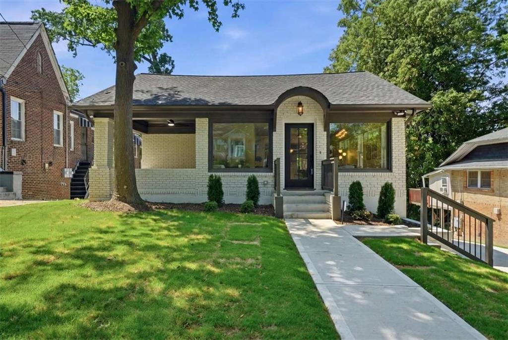 1566 Olympian Cir., Atlanta, GA 30310