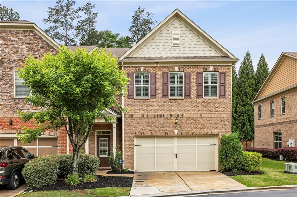 127 Barkley Ln., Atlanta, GA 30328