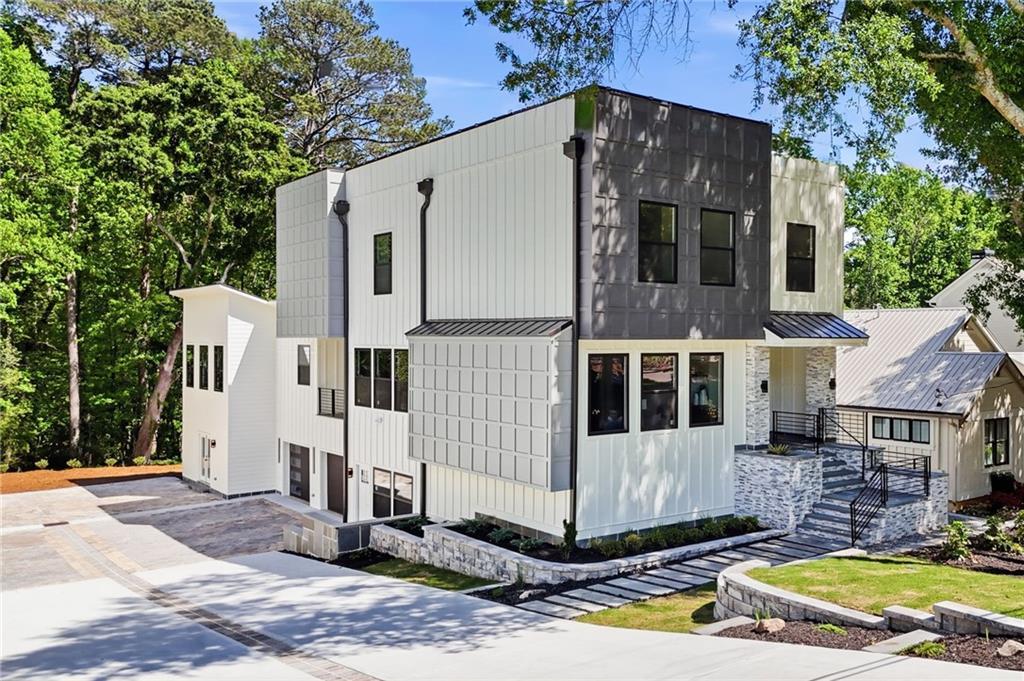 415 Westside Dr., Roswell, GA 30075