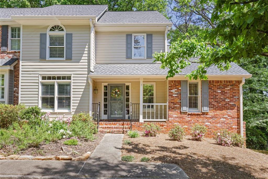 216 Riverview Tr., Roswell, GA 30075