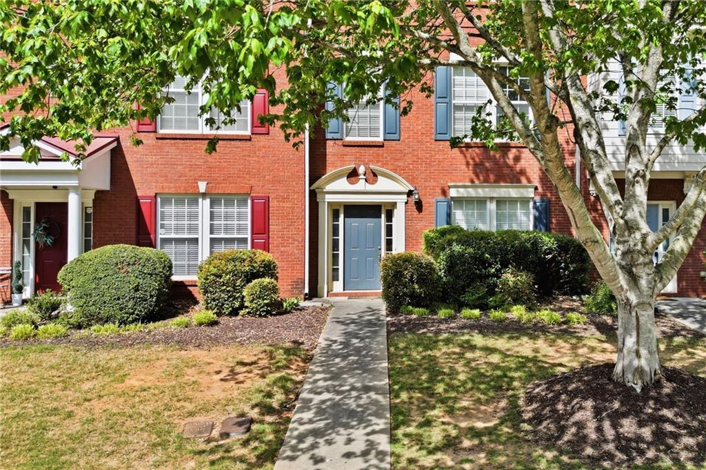 3329 Chastain Gardens Dr., Kennesaw, GA 30144