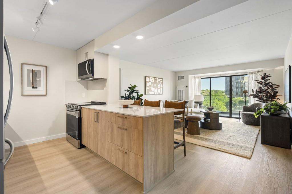 2460 Peachtree Rd. #1205, Atlanta, GA 30305