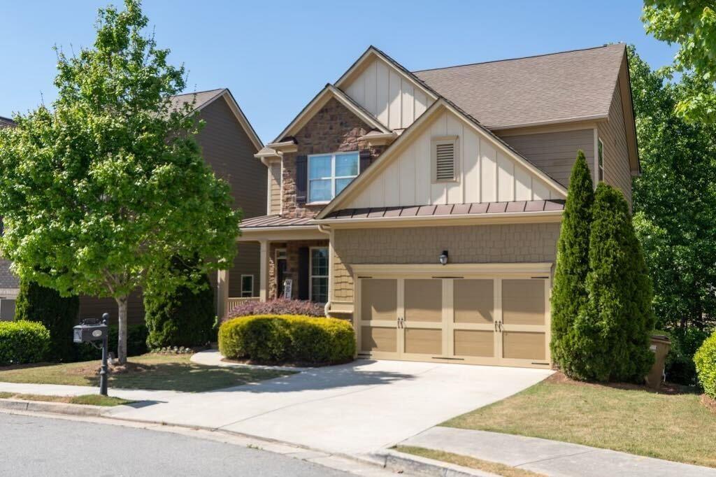 6742 Big Sky Dr., Flowery Branch, GA 30542