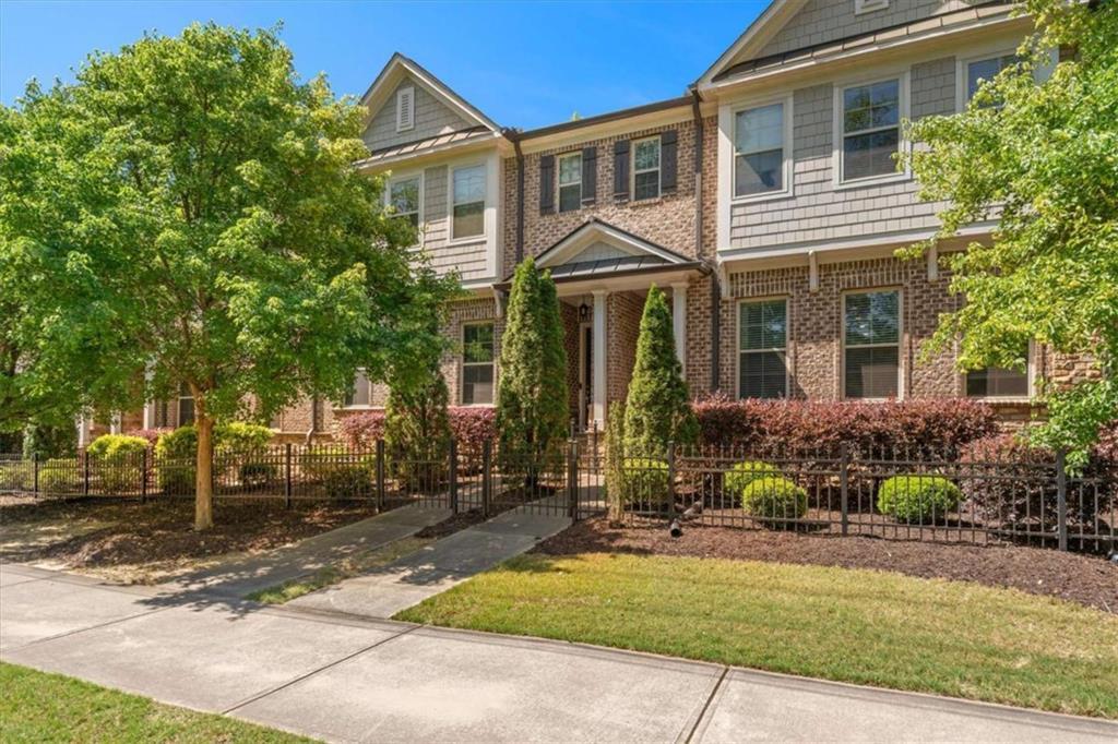 1820 Stephanie Tr., Atlanta, GA 30329