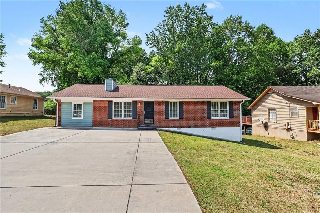 2382 Old Rex Morrow Rd., Ellenwood, GA 30294