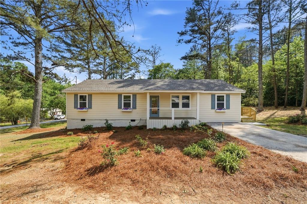 166 Old Stone Rd., Villa Rica, GA 30180