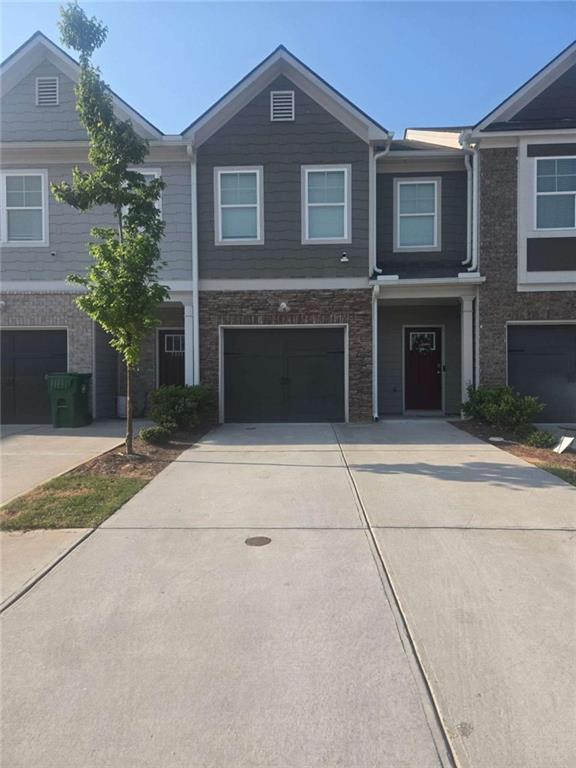 5811 Calle Vista Dr., Lithonia, GA 30058