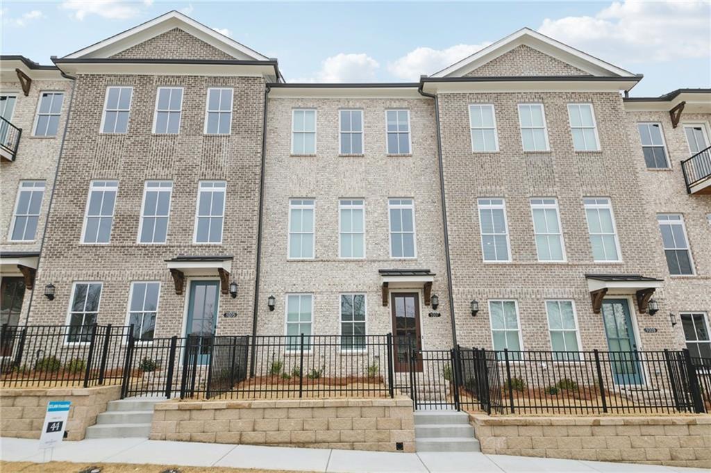 1008 Crown Oak St. #37, Johns Creek, GA 30002