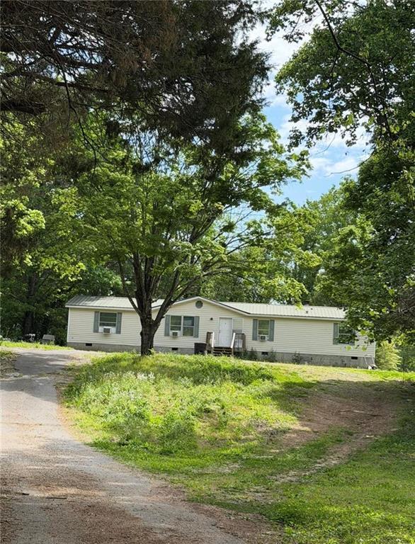 753 Jones Ln., Chickamauga, GA 30176