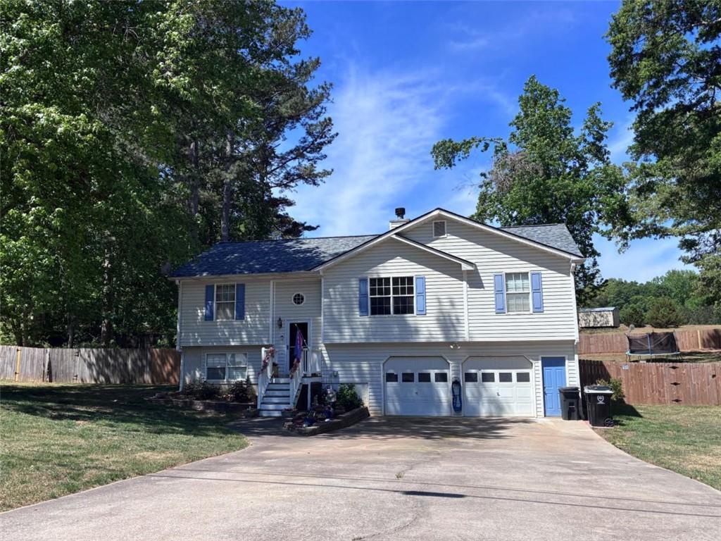 95 Burton Dr., Douglasville, GA 30134