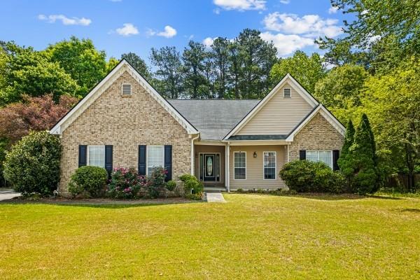 3785 Brushy Wood Dr., Loganville, GA 30052